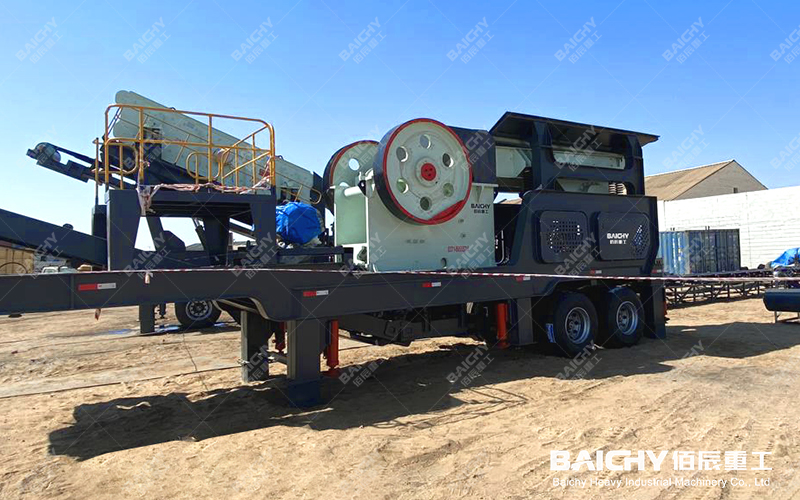 佰辰移动颚式破碎机加工建筑垃圾再生砂石现场实拍